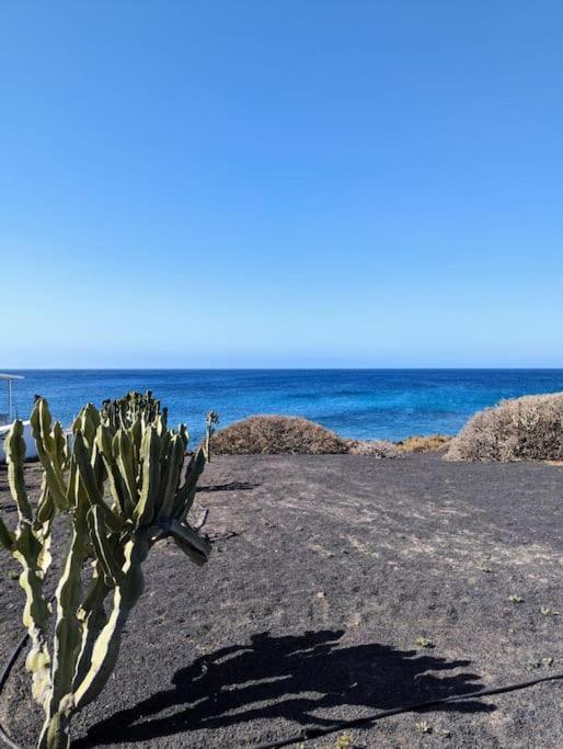 Charming Flat In Los Molinos With Terrace & Pools, Near Playa Bastian Costa Teguise Eksteriør bilde